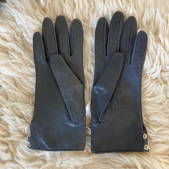 Vintage 80’s Naomi Misle Dark Grey Buttery Soft Leather Button Cuff Gloves - Picture 2 of 5
